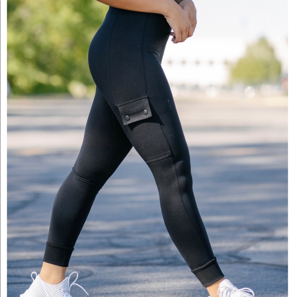 Savvi Crossover Joggers - new